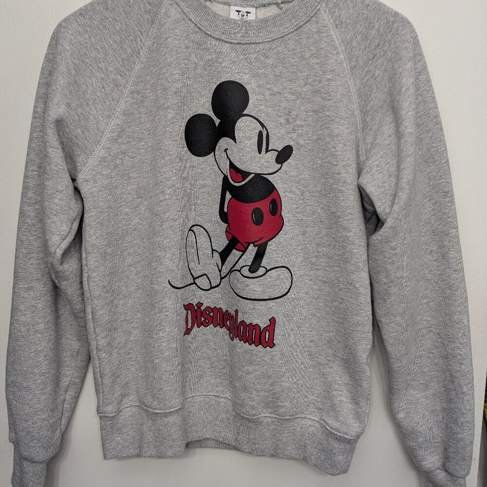 EUC Mickey Disneyland crewneck sweatshirt, grey, fits like a medium
